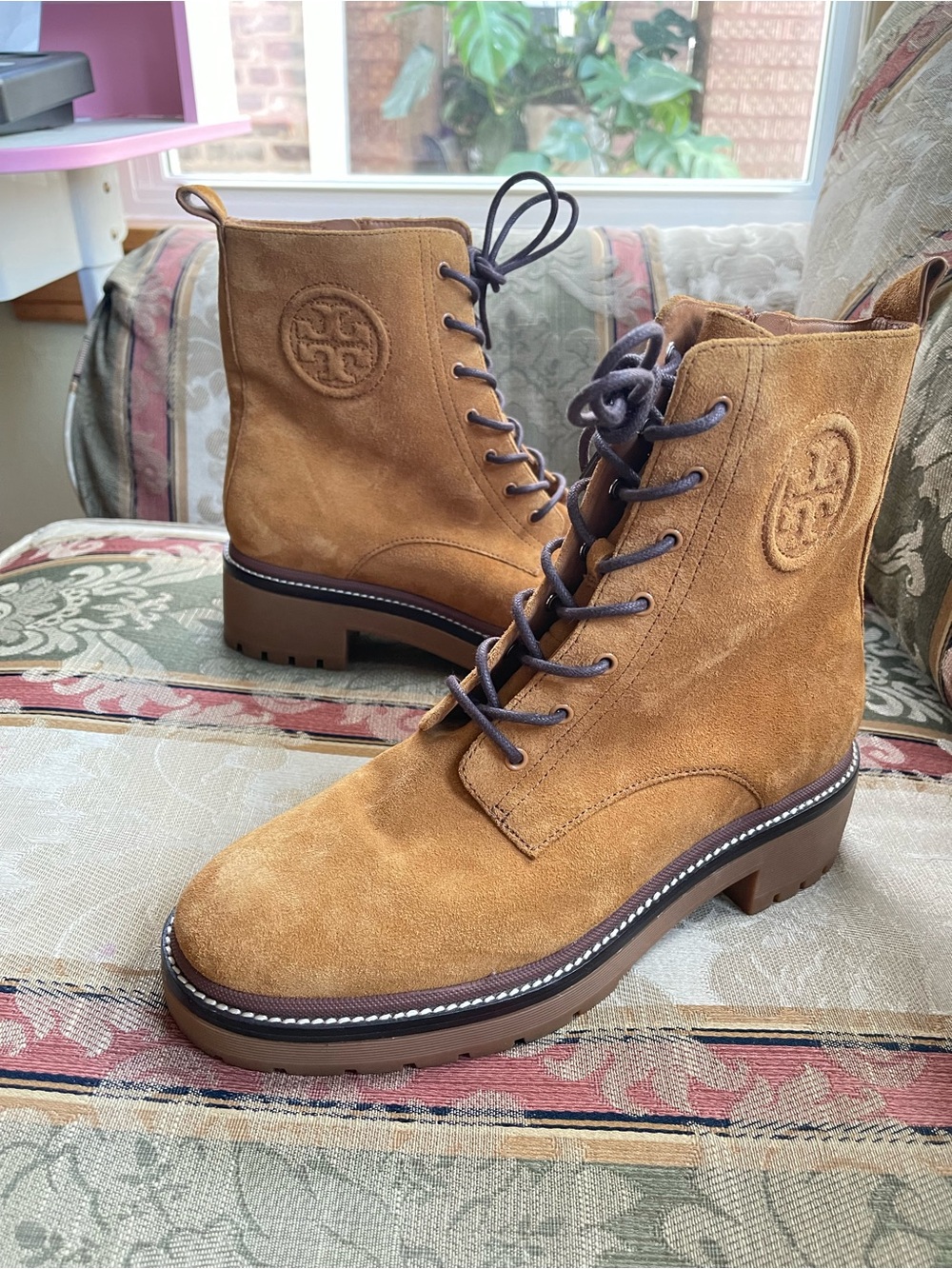 Tory Burch 50mm Miller Lug Sole Bootie’s. Size 8,5 Women N5-16